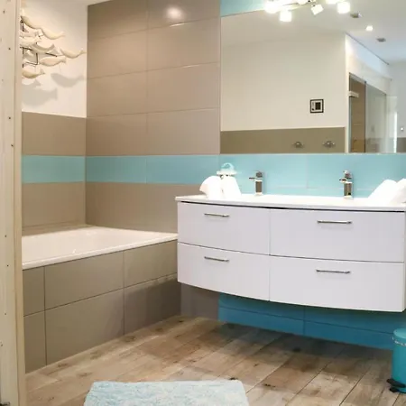 Neptun Appartement *